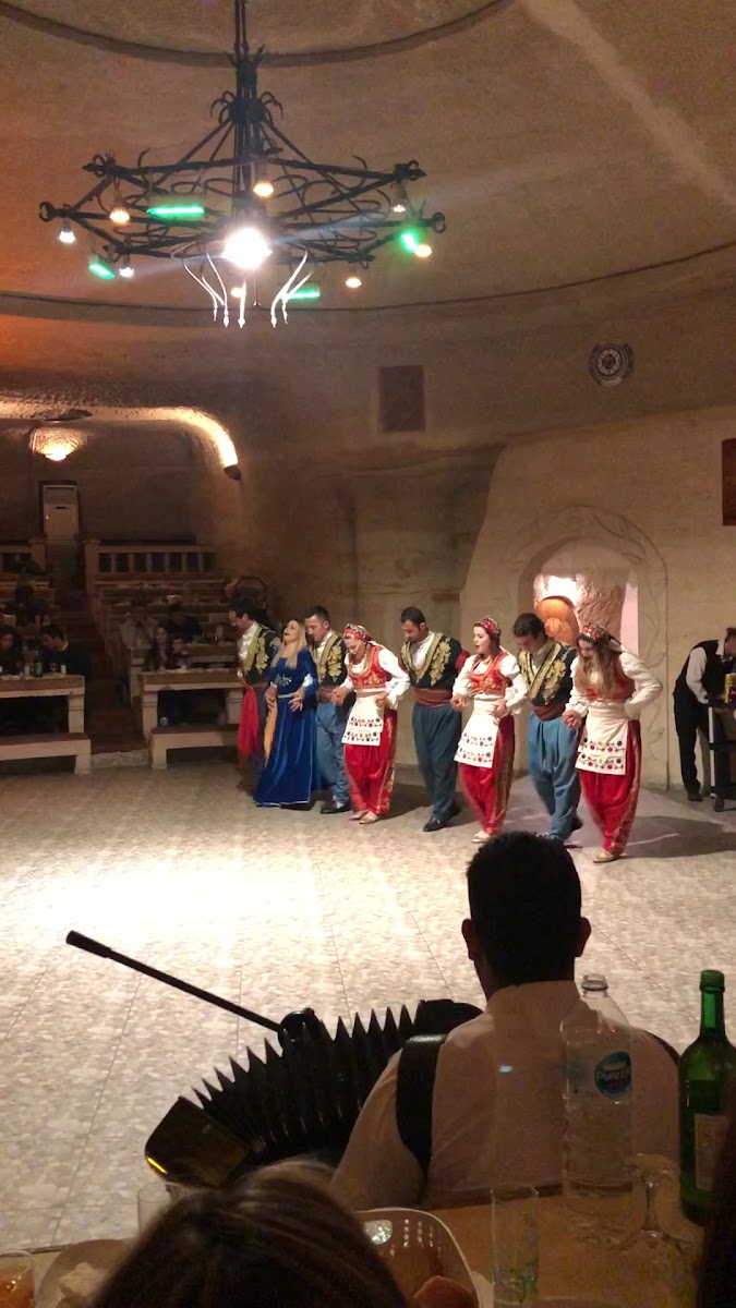 Uranos Sarıkaya — fotoğraf 3