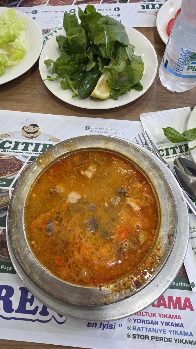 Urfa Çıtır Lahmacun Pide ve Kelle Paça — fotoğraf 2