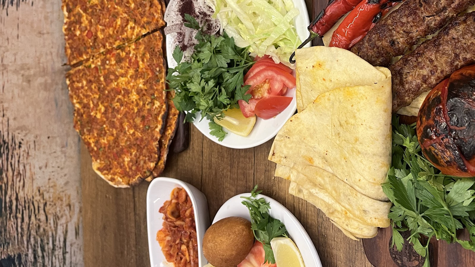 URFA LAHMACUN ( Salih Usta) — fotoğraf 5