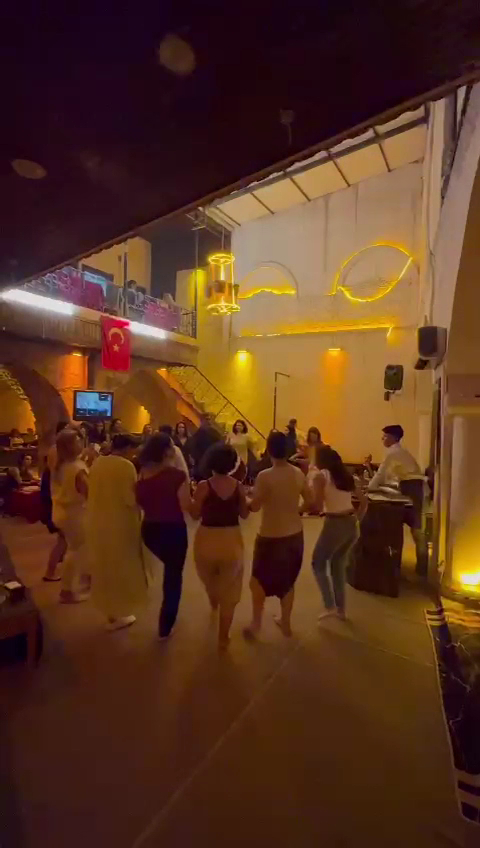Şanlıurfa Sıra Gecesi - Sahra Konuk Evi — fotoğraf 5