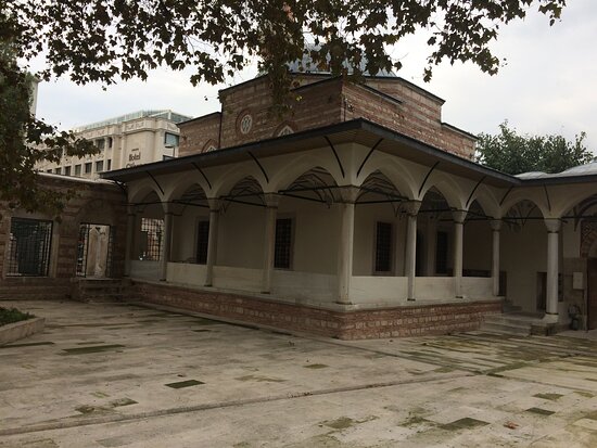 Uşak Belediyesi Atatürk Kültür Merkezi — fotoğraf 4