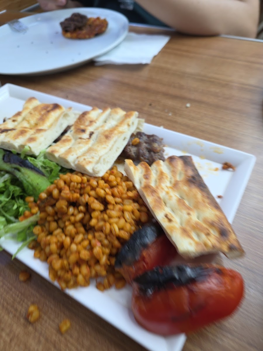 Valide Sultan Kebap Salonu — fotoğraf 2
