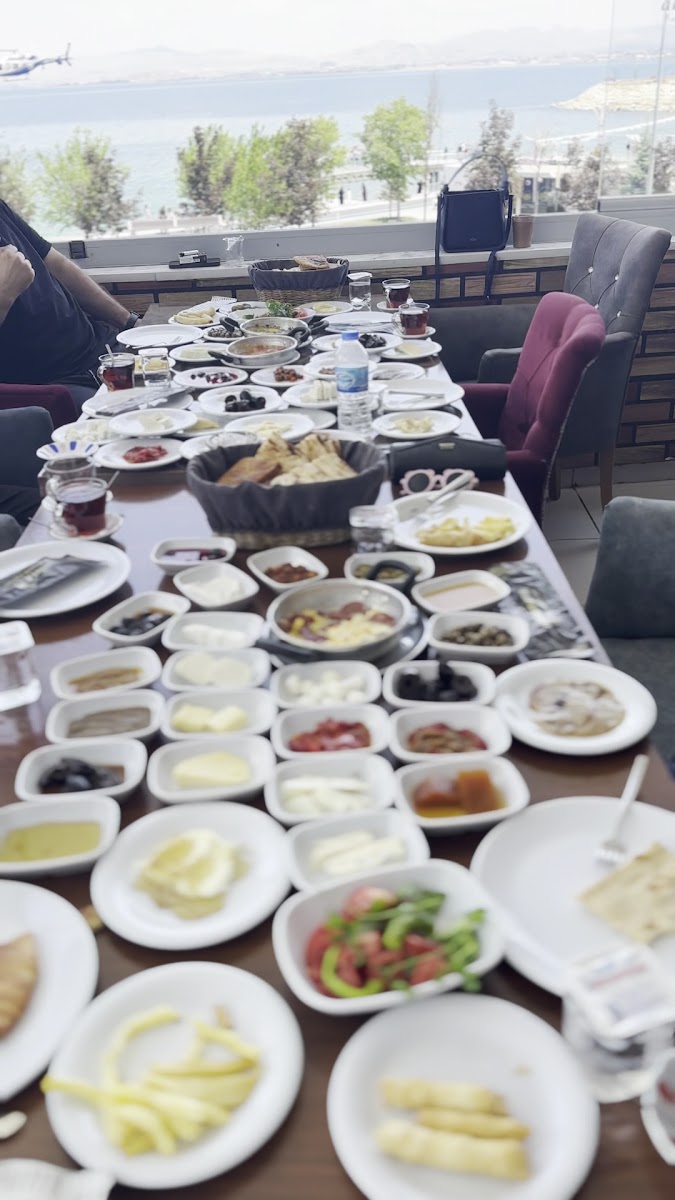 Ahtamara Kahvaltı Salonu — fotoğraf 3