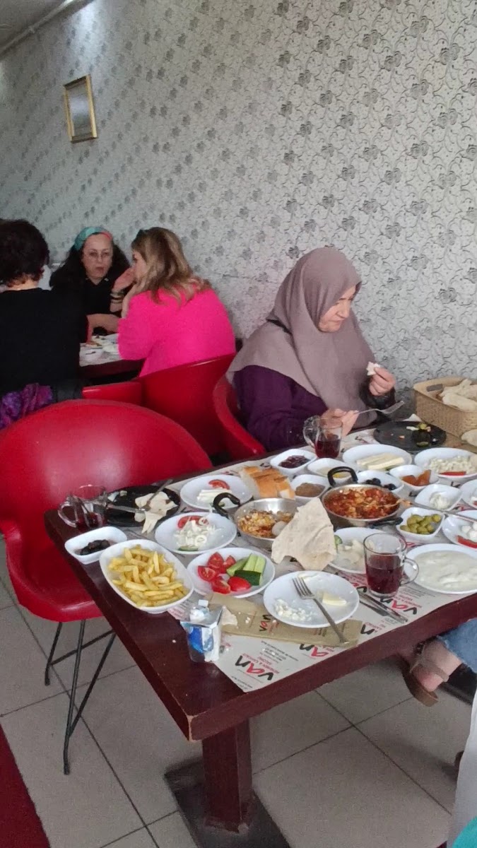 Van Menemen ve Kahvaltı Salonu metin demirhan Kahta — photo 8