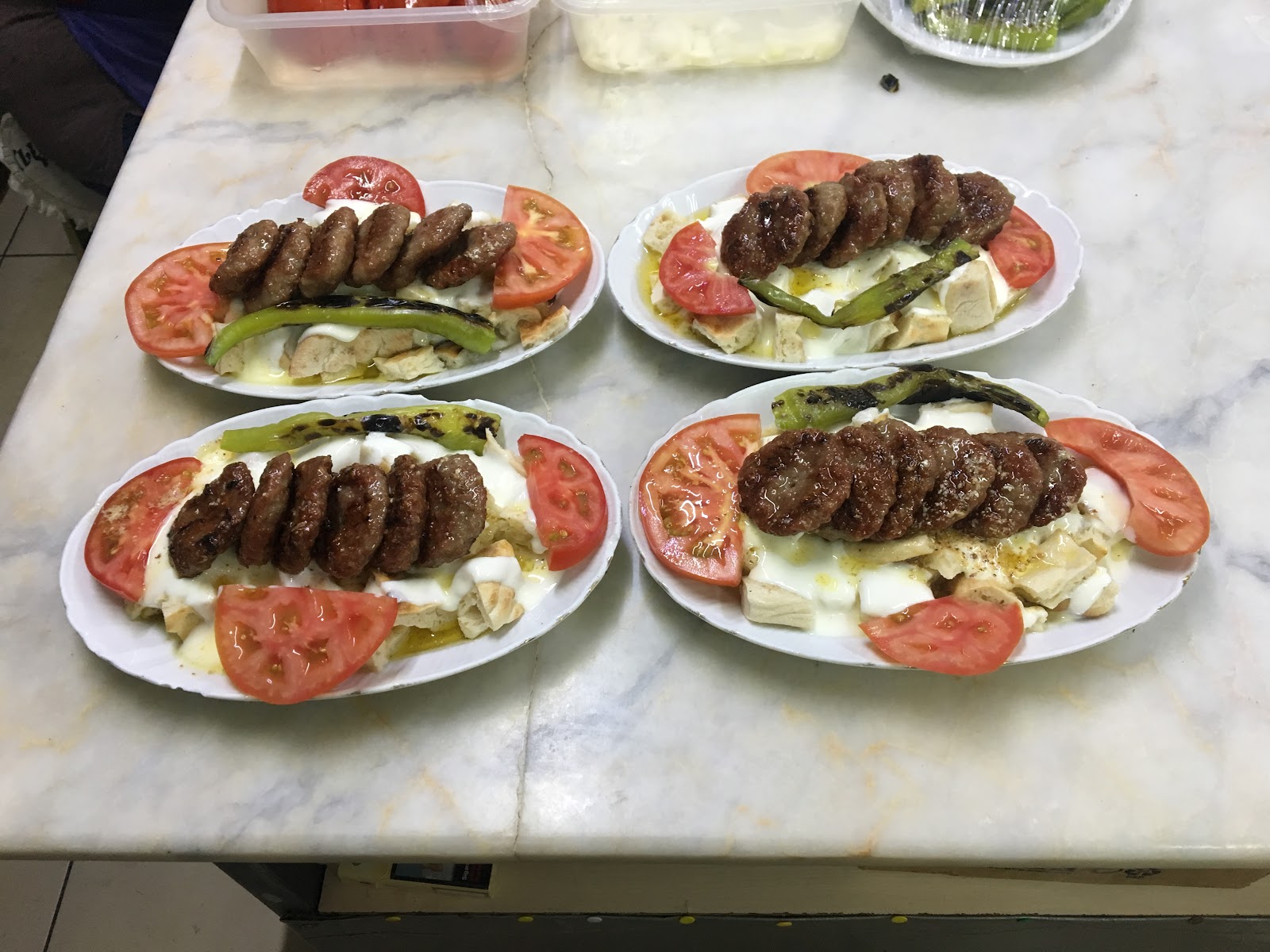 Varlık Köfte Ve Çorba Salonu — fotoğraf 2