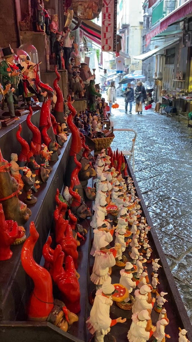 Via S. Gregorio Armeno — fotoğraf 3