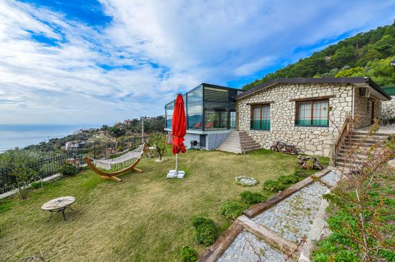 Villa Kalabantia — photo