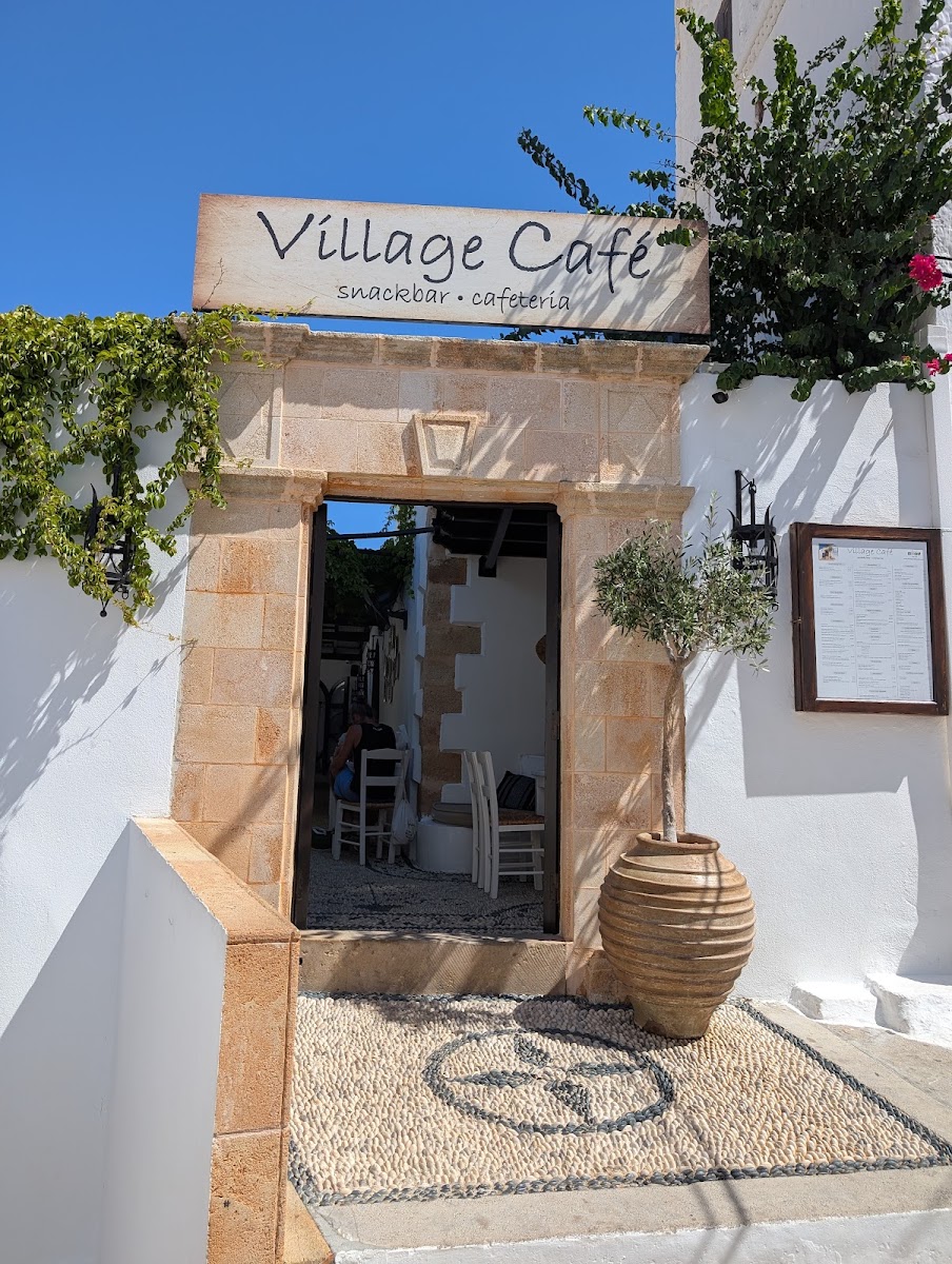 Village Cafe Lindos — photo 2
