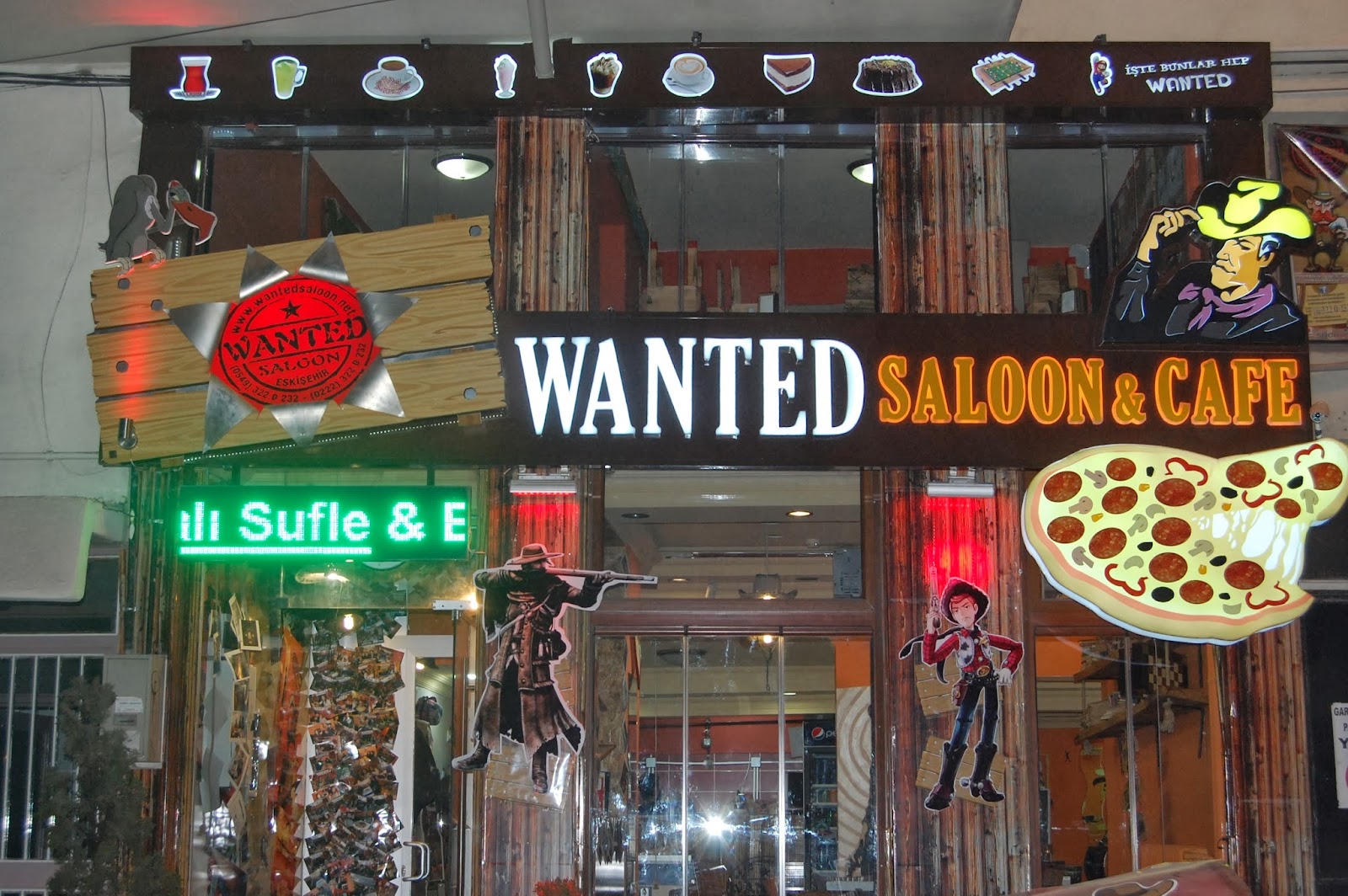 Wanted Pizza Burger bağlar — fotoğraf
