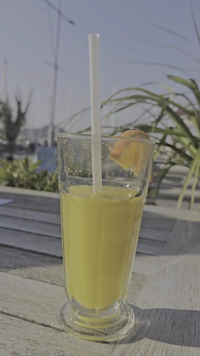 West Cafe Bistro — fotoğraf 2