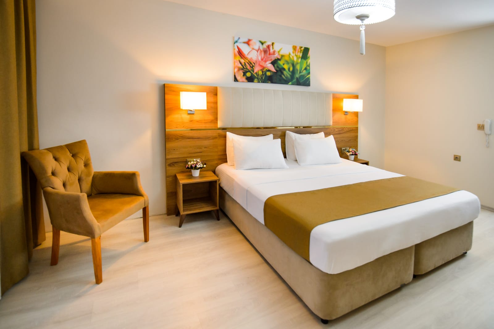 White House Hotel — fotoğraf 2