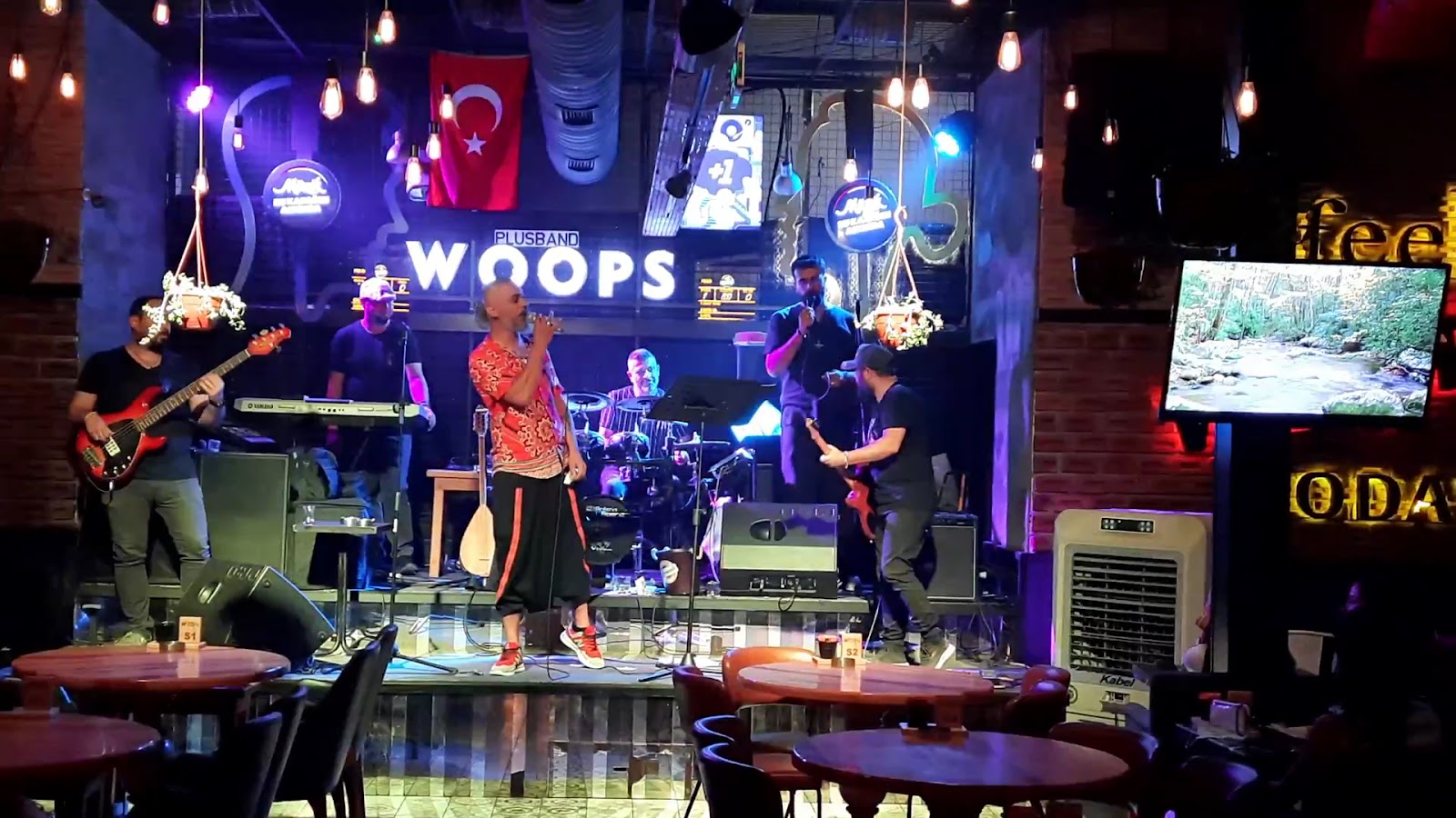 Woops Cafe&bar — fotoğraf 3