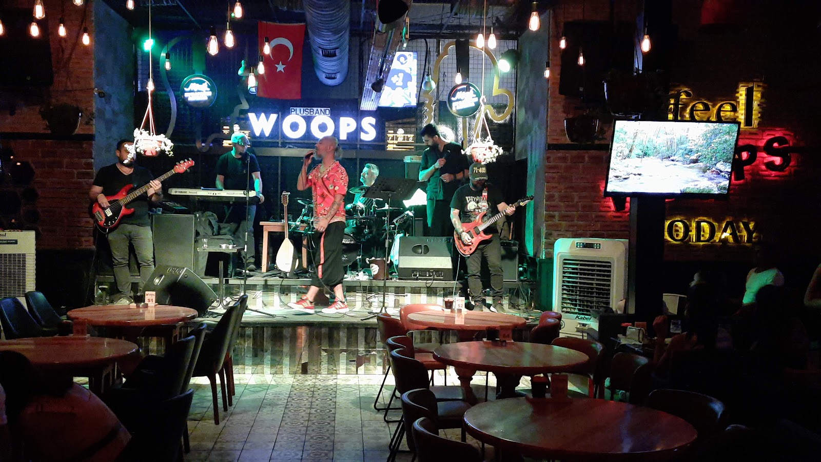 Woops Cafe&bar — fotoğraf 5