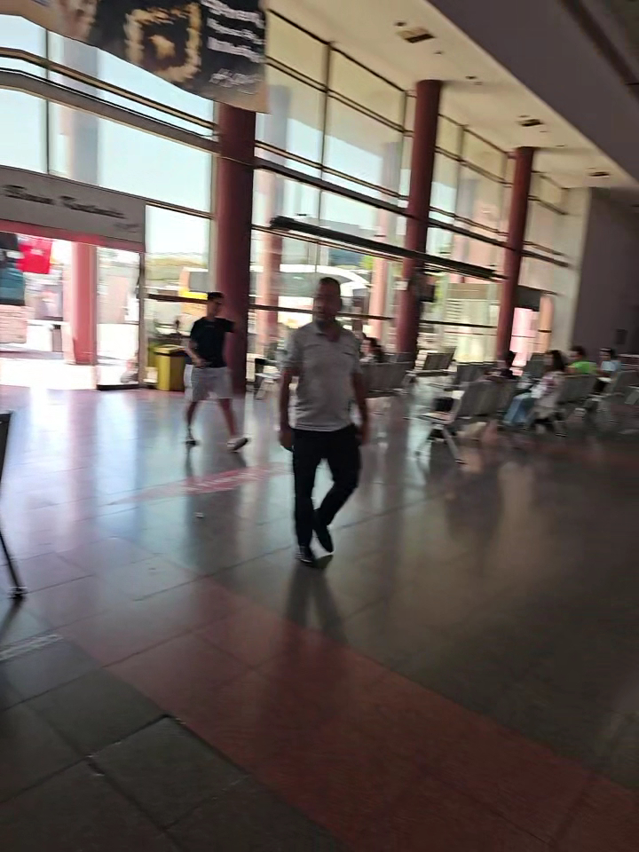 Yalova Belediyesi Şehirlerarası Otobüs Terminali — fotoğraf 3