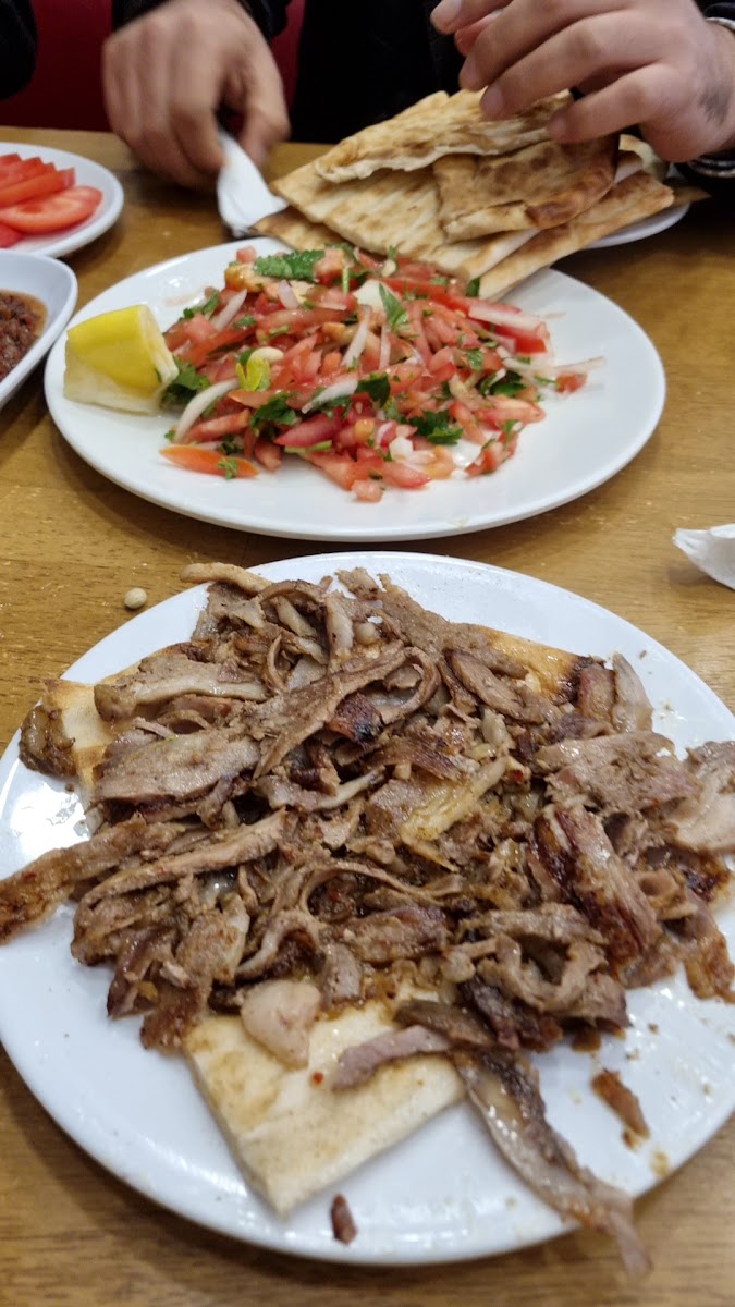 Yaprak Döner — fotoğraf 3