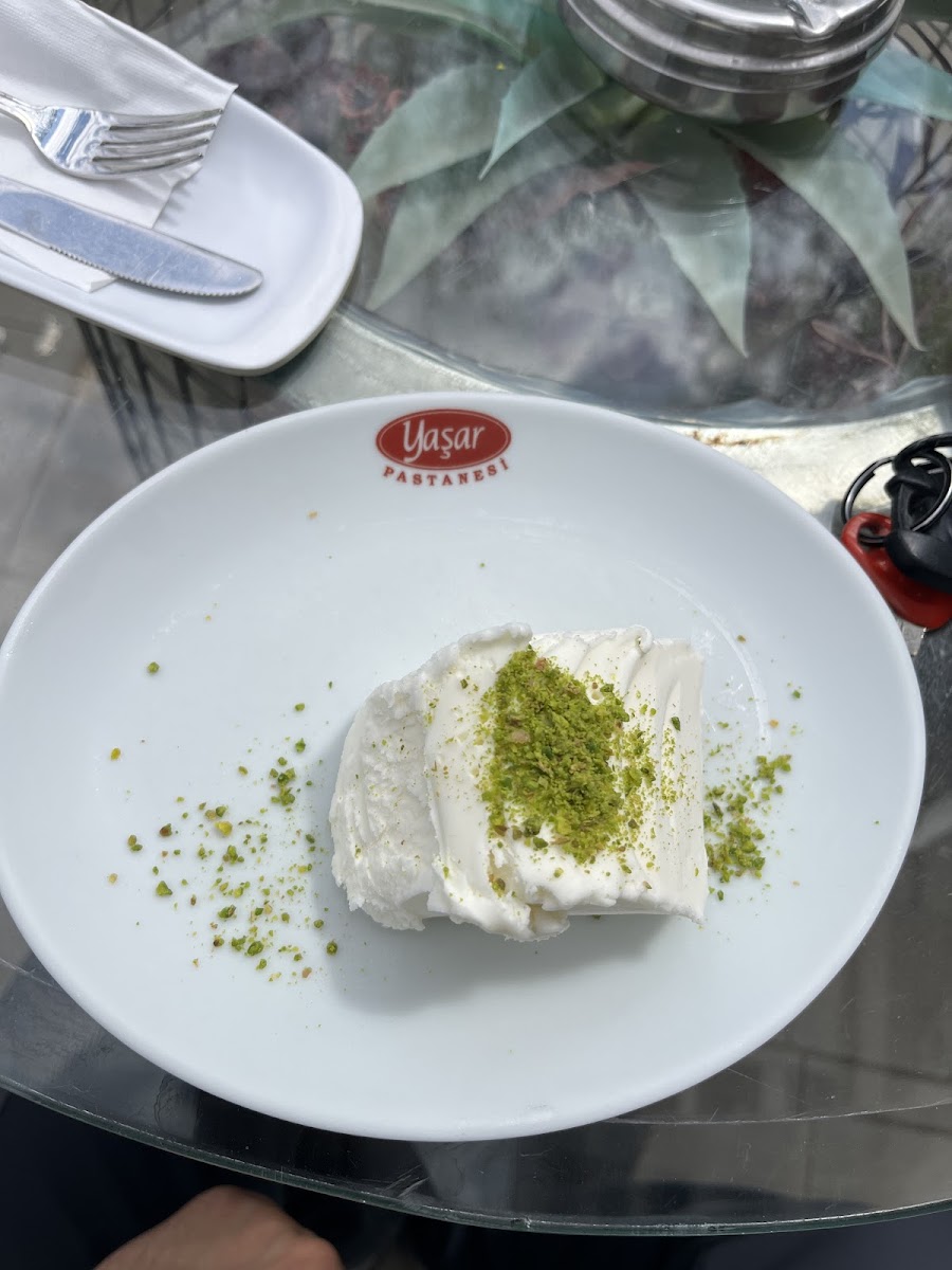 Yaşar Pastanesi (Bahçelievler Şube) — fotoğraf 2