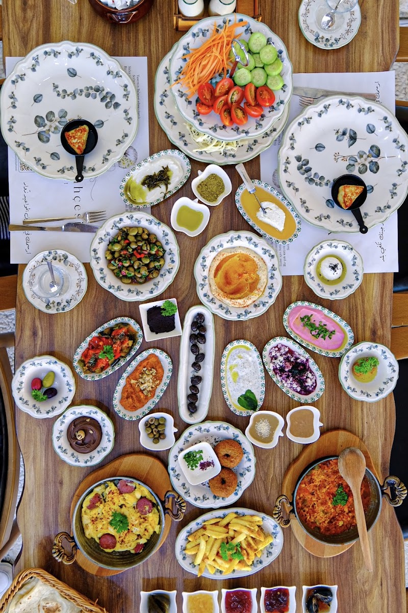 Yasemin bahçesi breakfast — fotoğraf 9