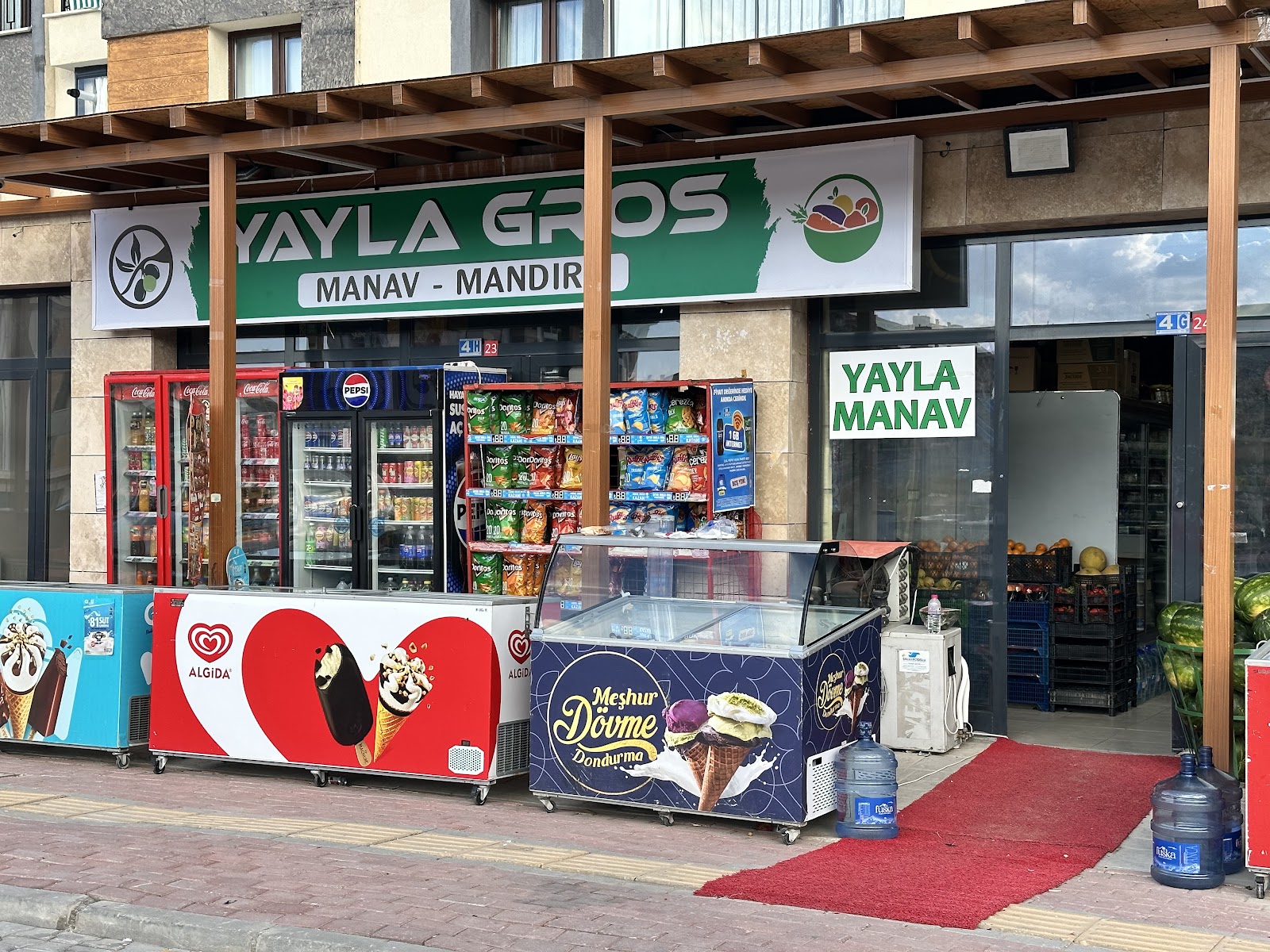 Yayla Market Ardıçlı toki — photo