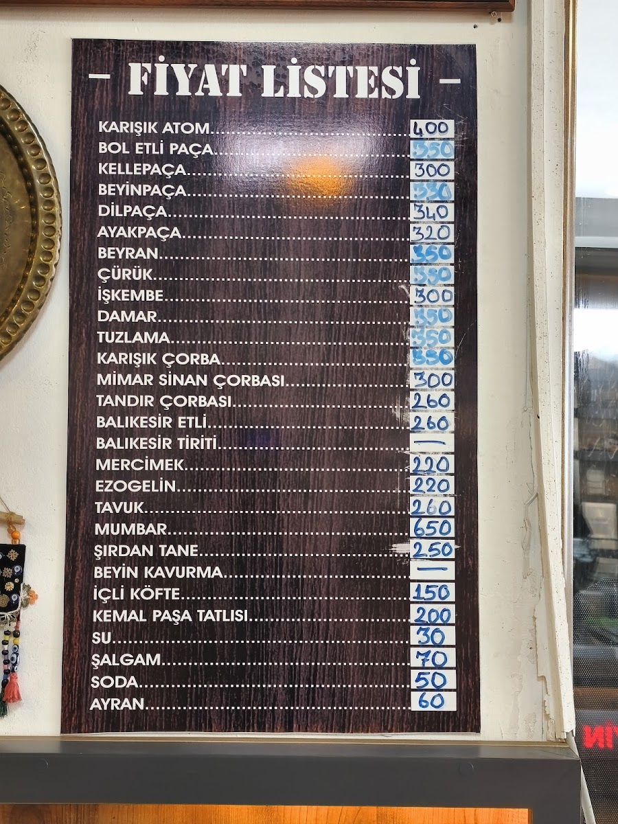 Yazgülü KellePaça Salonu Kelleci Hüseyin Usta — fotoğraf 4