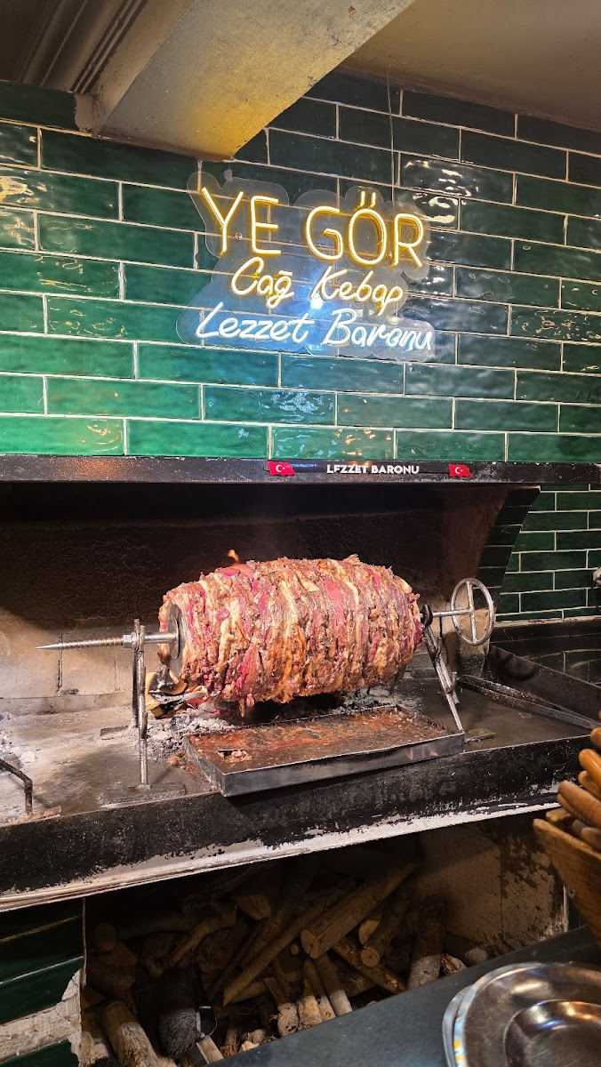 Ye Gör Cağ Kebabı — fotoğraf 2