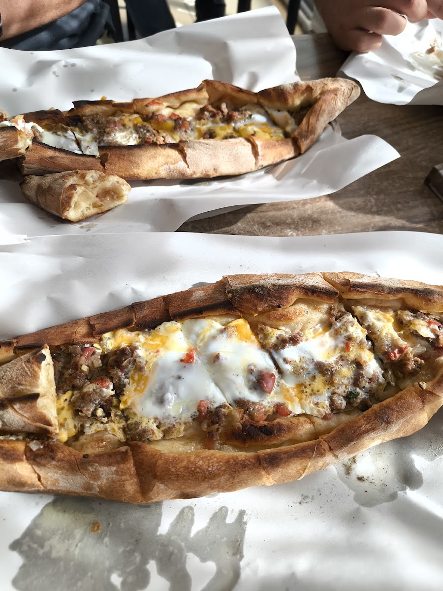Yeni Bayburt Pide Ve Lahmacun Salonu Söyüt Kardeşler — fotoğraf 6