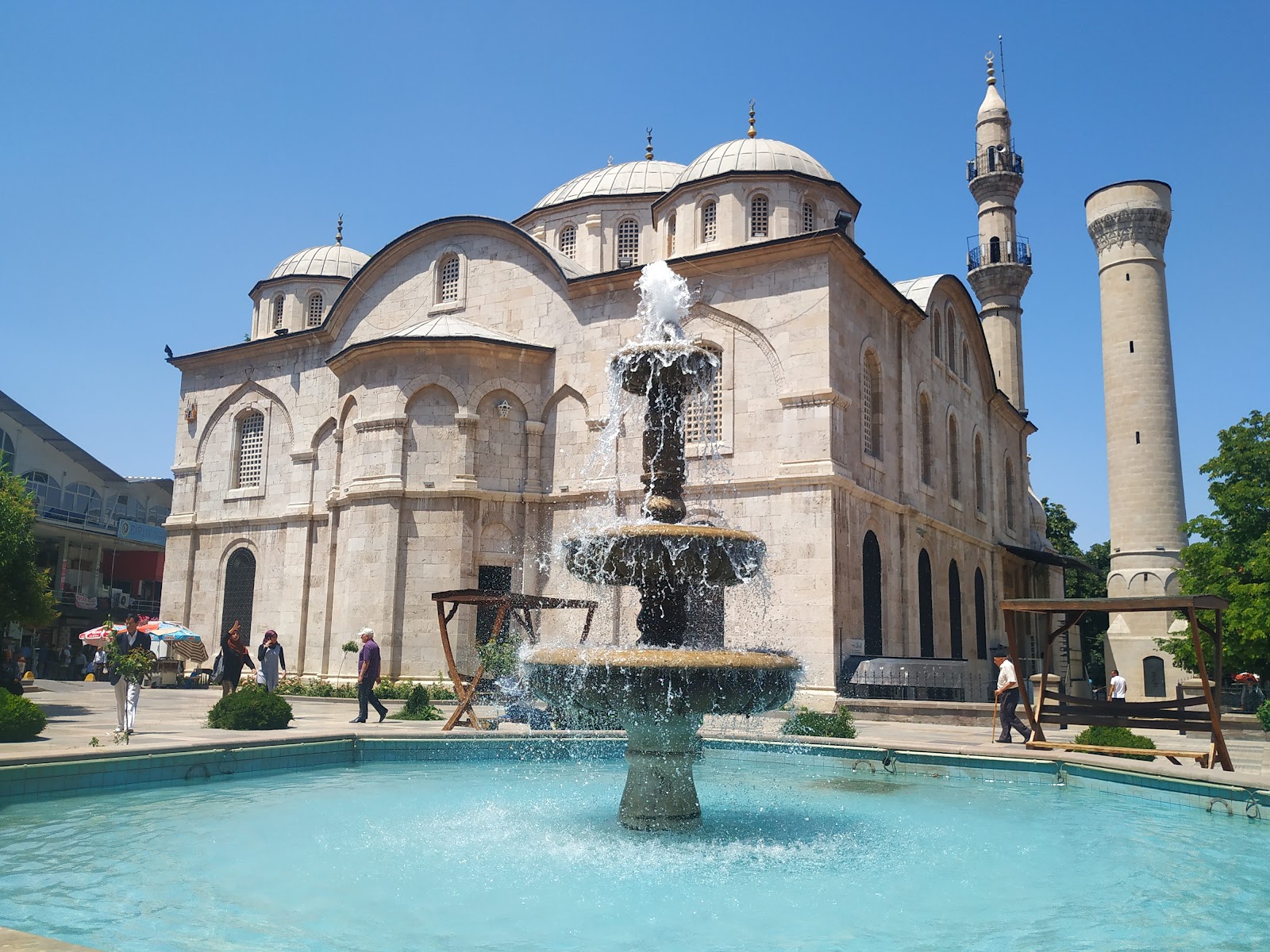Yeni Cami - Hacı Yusuf Taş — fotoğraf