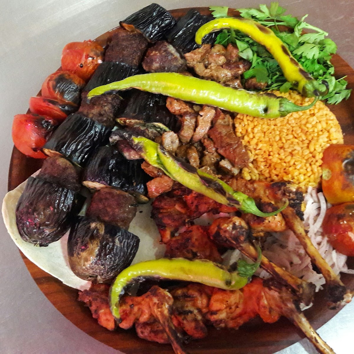 Yeni öz Urfa kebap salonu — fotoğraf 8