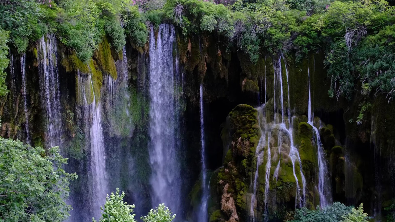 Yerköprü Şelalesi Tabiat Parkı Mut/Evren — fotoğraf 3