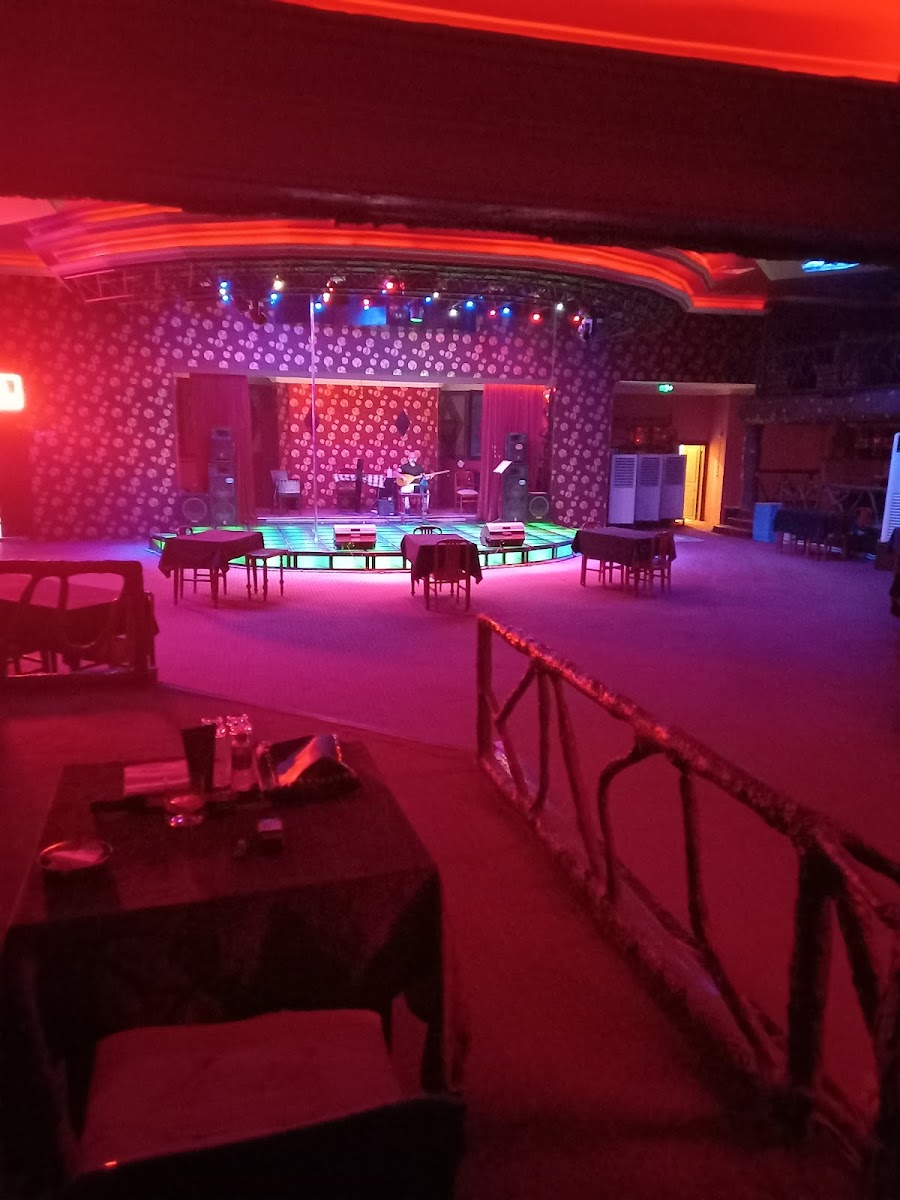 Yeşilgöl Night Clup — fotoğraf 4