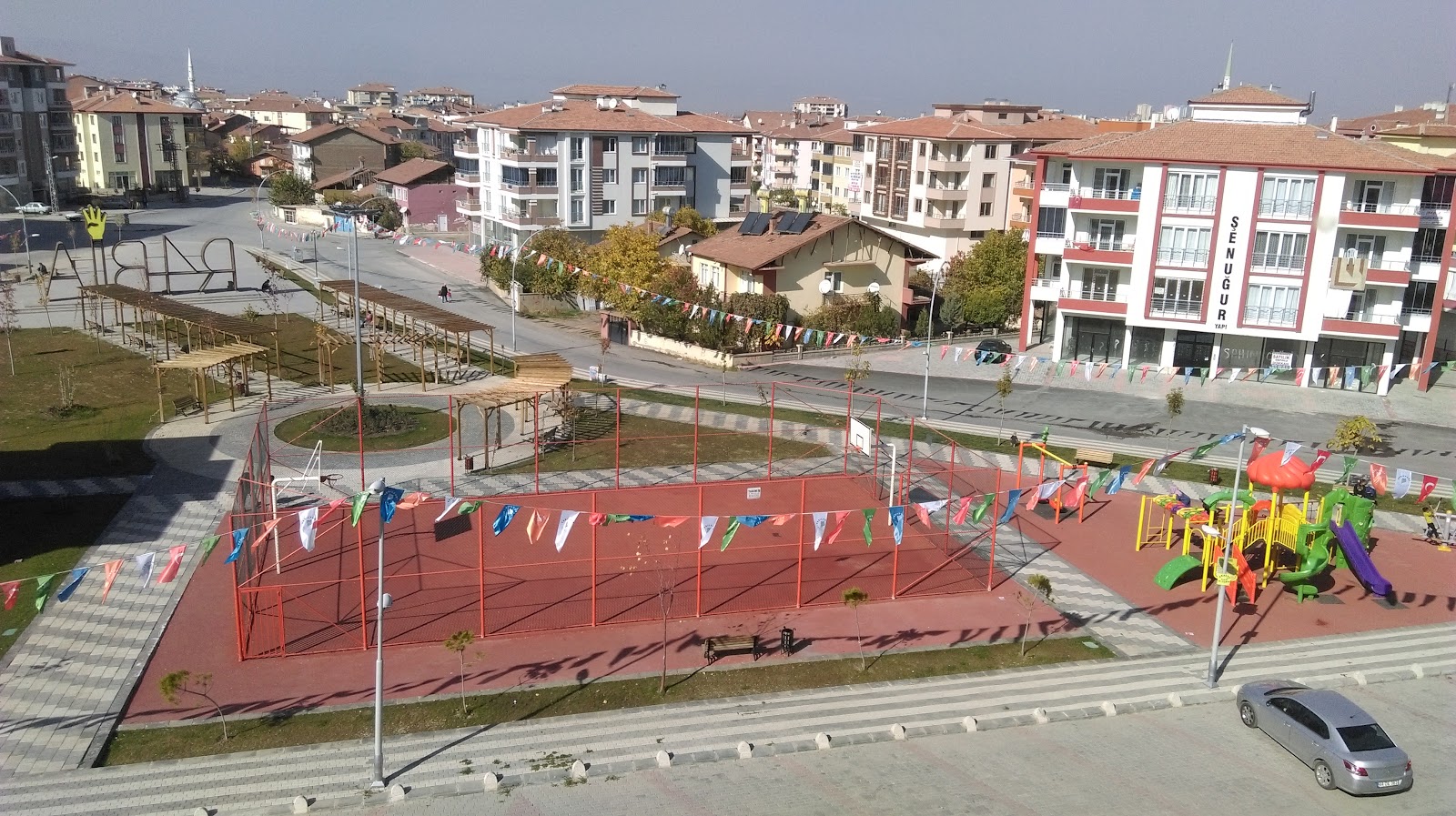 Yeşilyurt Rabia Parkı — fotoğraf 1