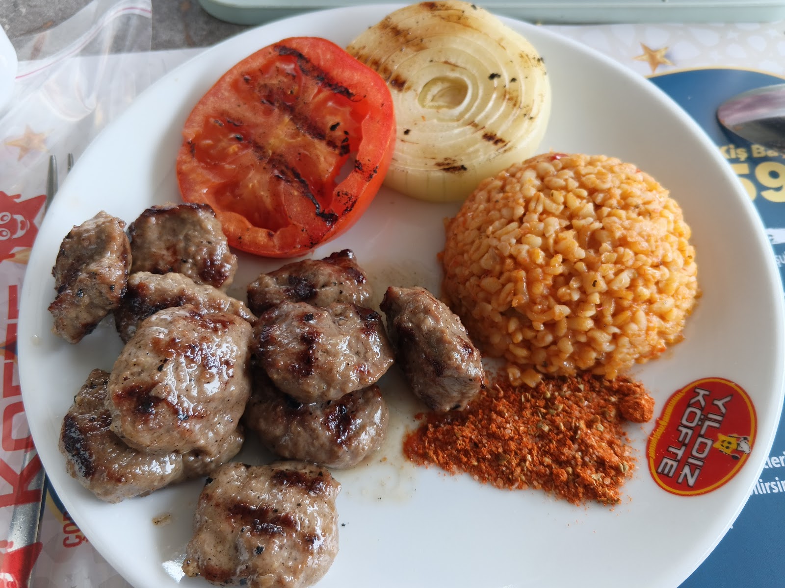 Yıldız Köfte Ve Izgara Salonu - Ünlü Çine Köftesi — fotoğraf 2