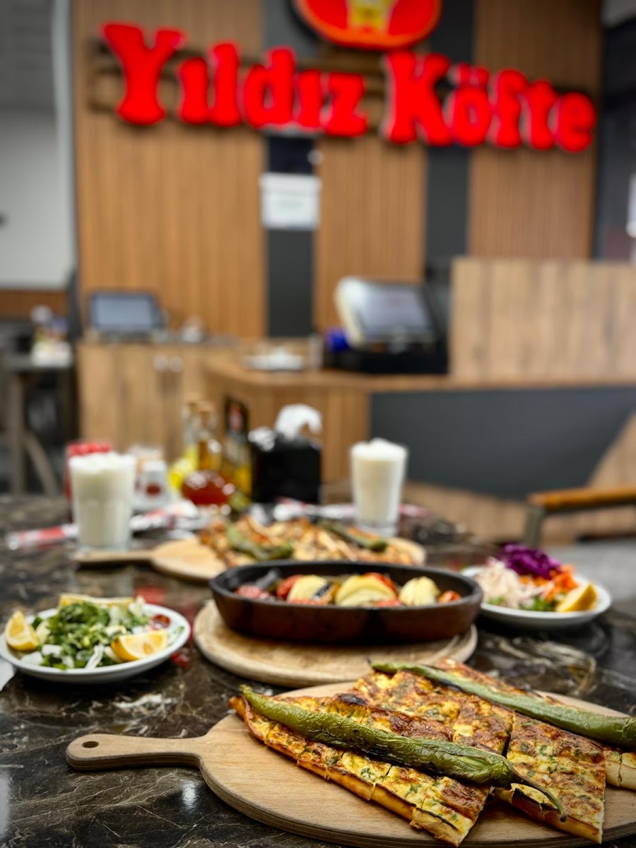 Yıldız Köfte Ve Izgara Salonu - Ünlü Çine Köftesi — fotoğraf 5