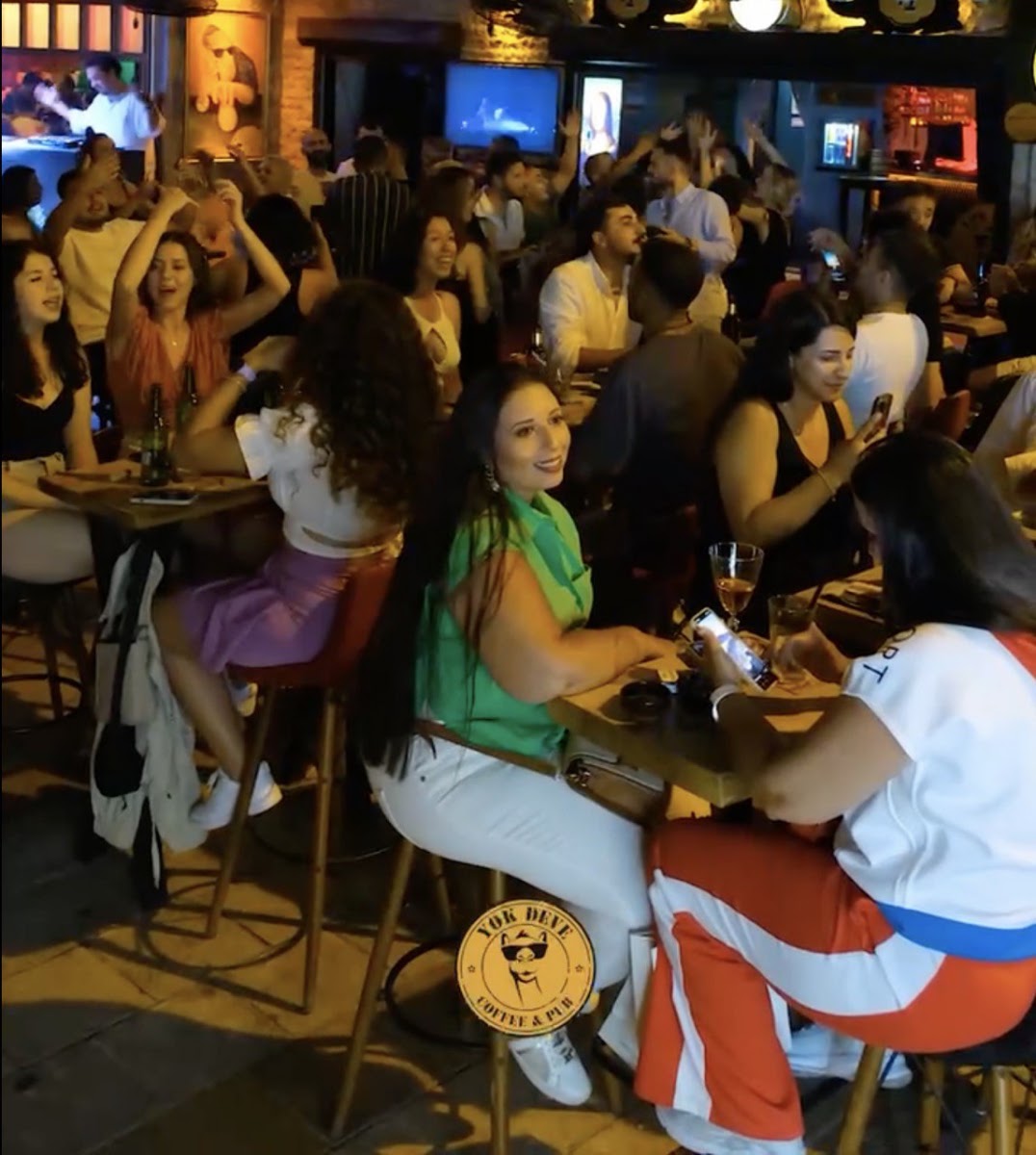 Yok Deve Bar — photo 2