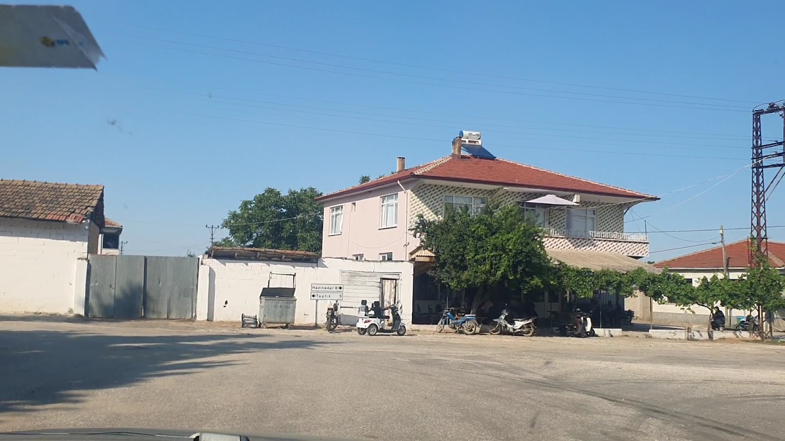 Yolageldi Köyü Köy Kahvehanesi — photo 3