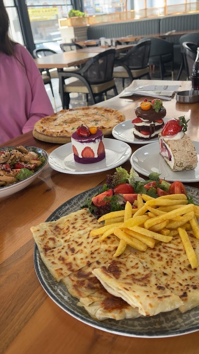 Yörem Restaurant — fotoğraf 3