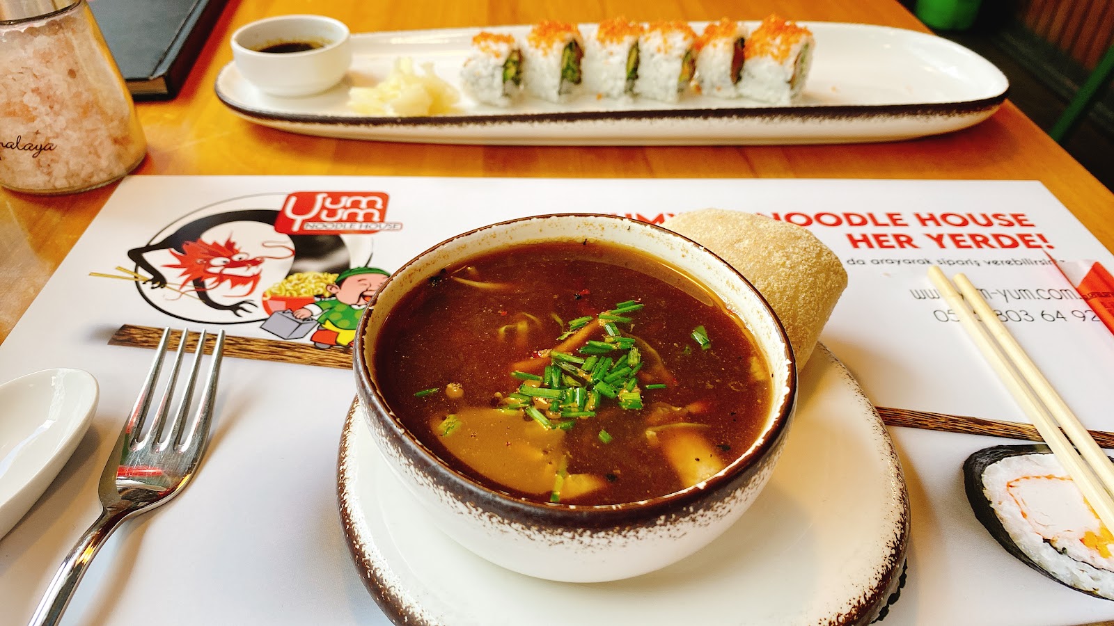 Yum Yum Noodle House — fotoğraf 10