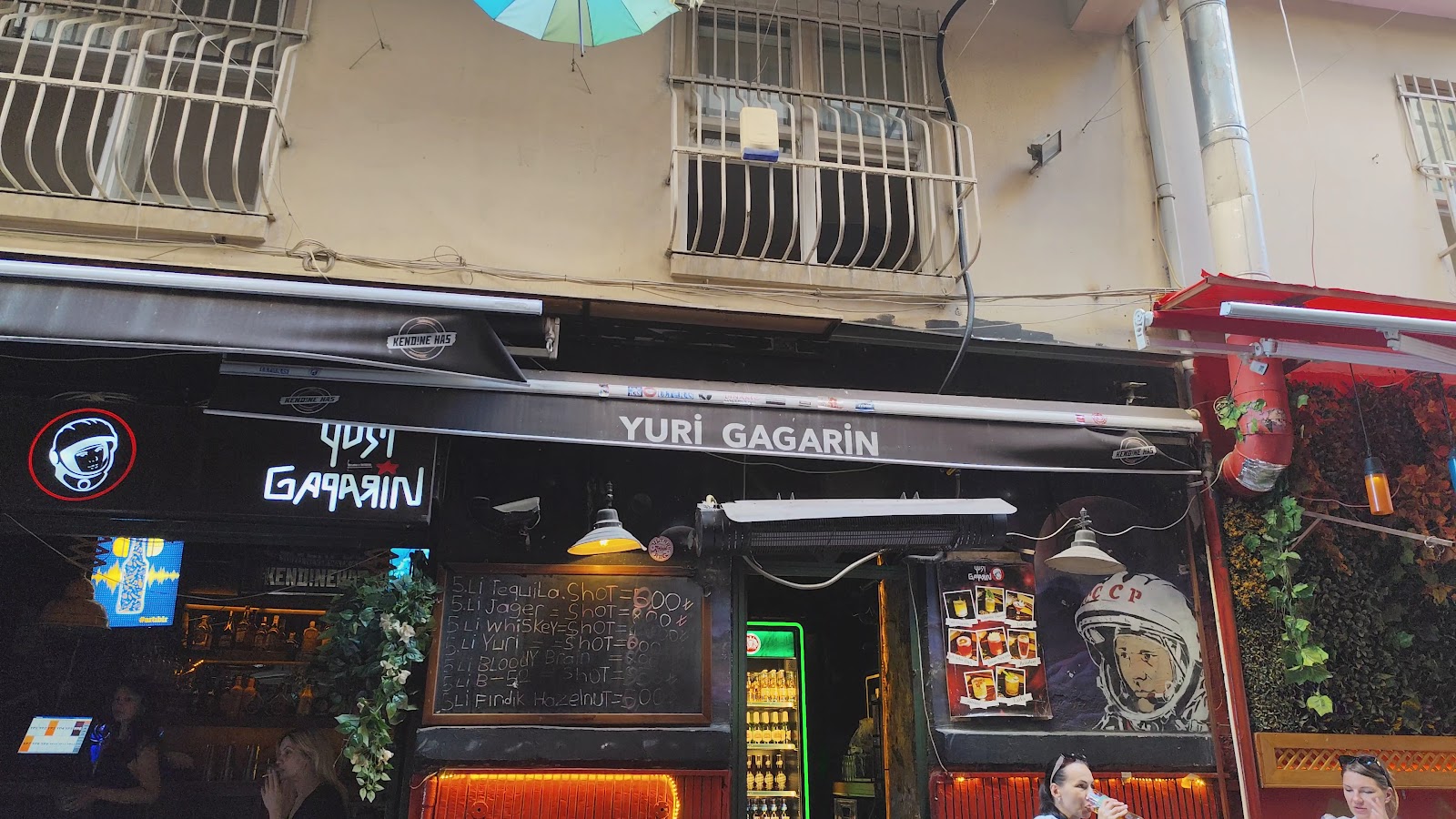 Yuri Gagarin Bar — fotoğraf 3