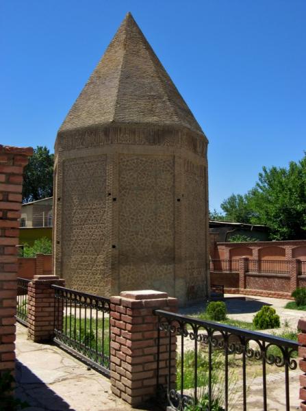 Yusif ibn Kuseyir Mausoleum — photo 2