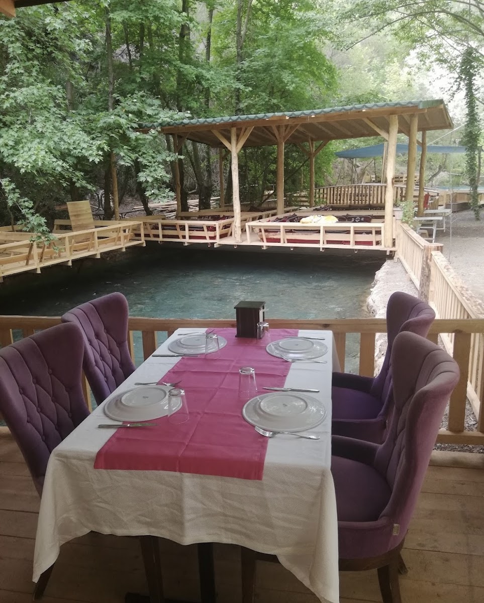 PINAR YUVARLAK ÇAY DOĞO RESTORAN — fotoğraf 4