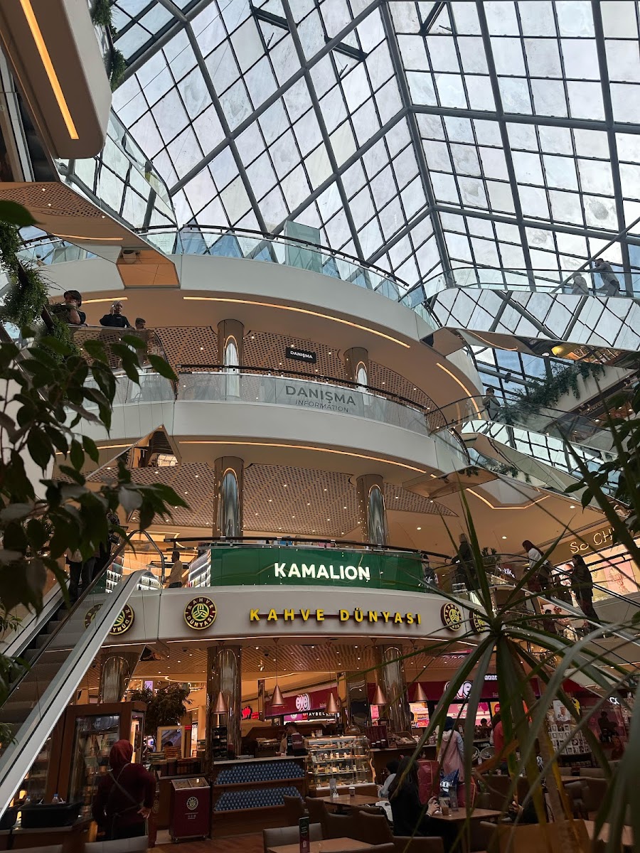 Zafer Plaza Alışveriş Merkezi — fotoğraf 5