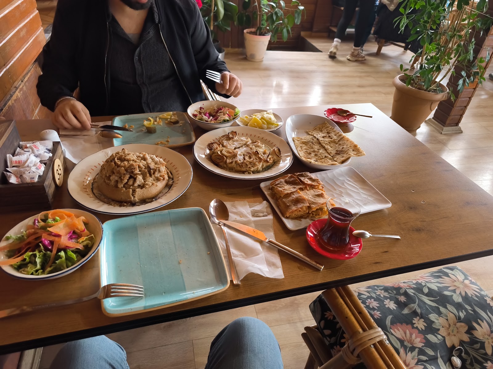 Zembul YÖRESEL Yöresel Yemek Lokantası-Kahvaltı -Kafe — fotoğraf 2