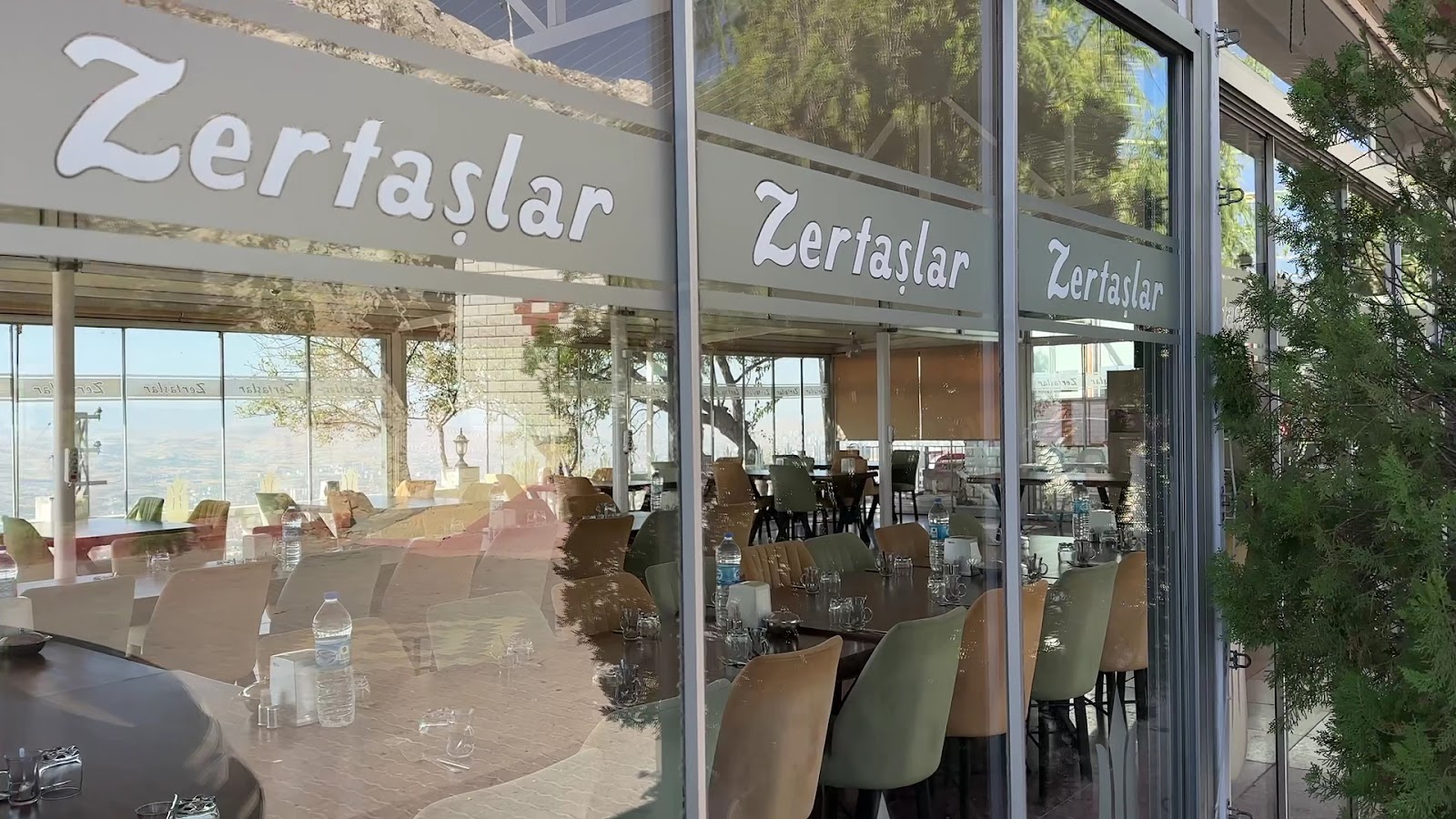 Zertaşlar Et Lokantası ve Kahvaltı Salonu — fotoğraf 3