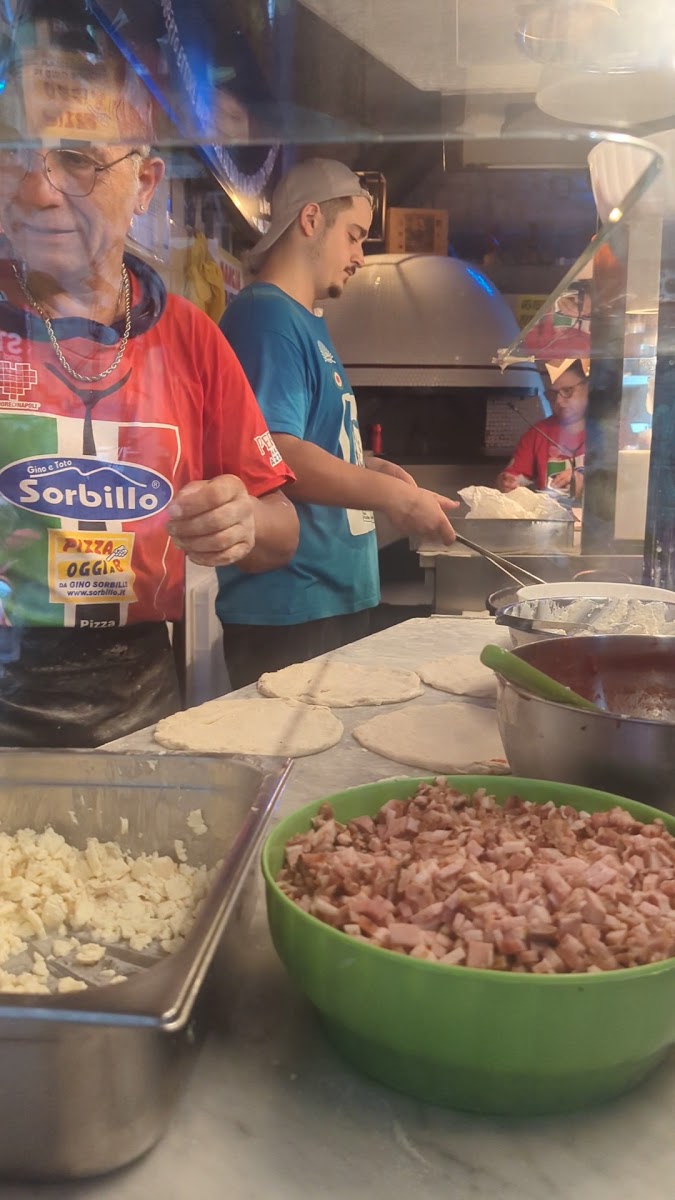Zia Esterina Sorbillo Pizza Fritta — photo 3
