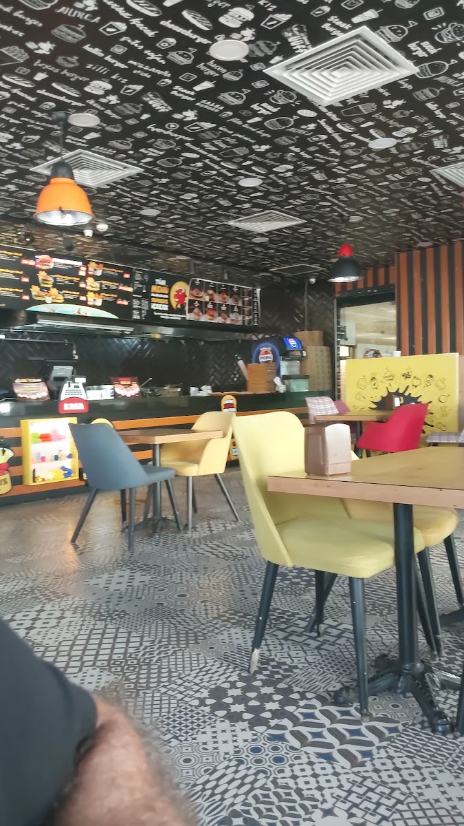 Zilli Öküz Homemade Burger Fener — fotoğraf 3