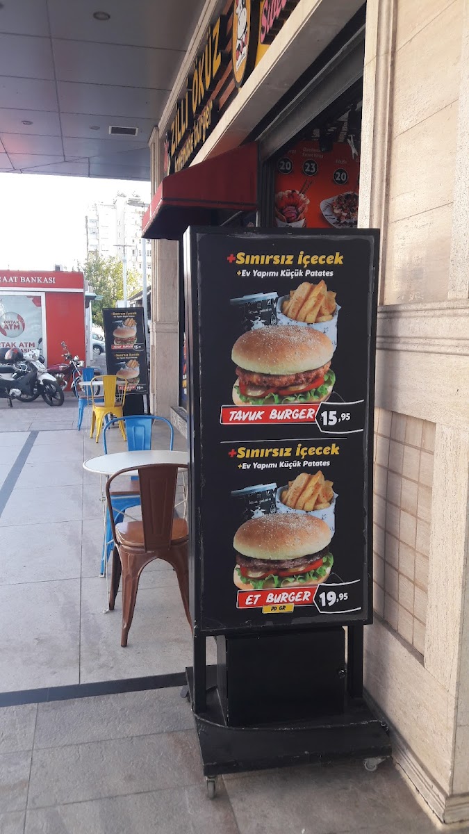 Zilli Öküz Homemade Burger Fener — fotoğraf 4