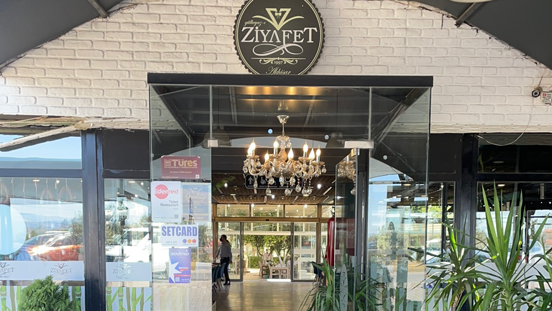 Ziyafet Kuzu Çevirme — fotoğraf
