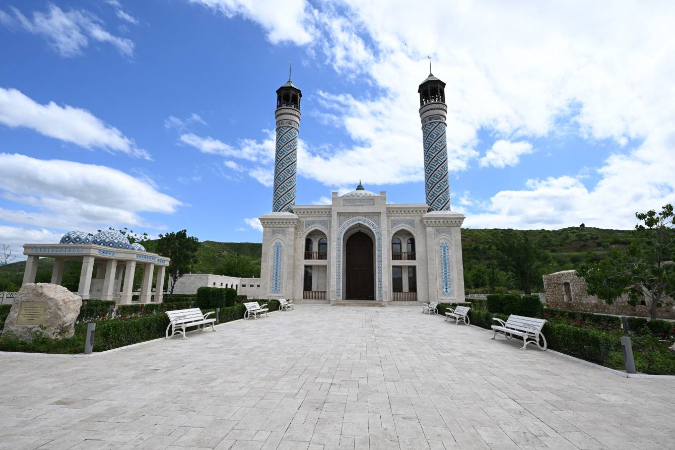 Zəngilan məscidi — photo