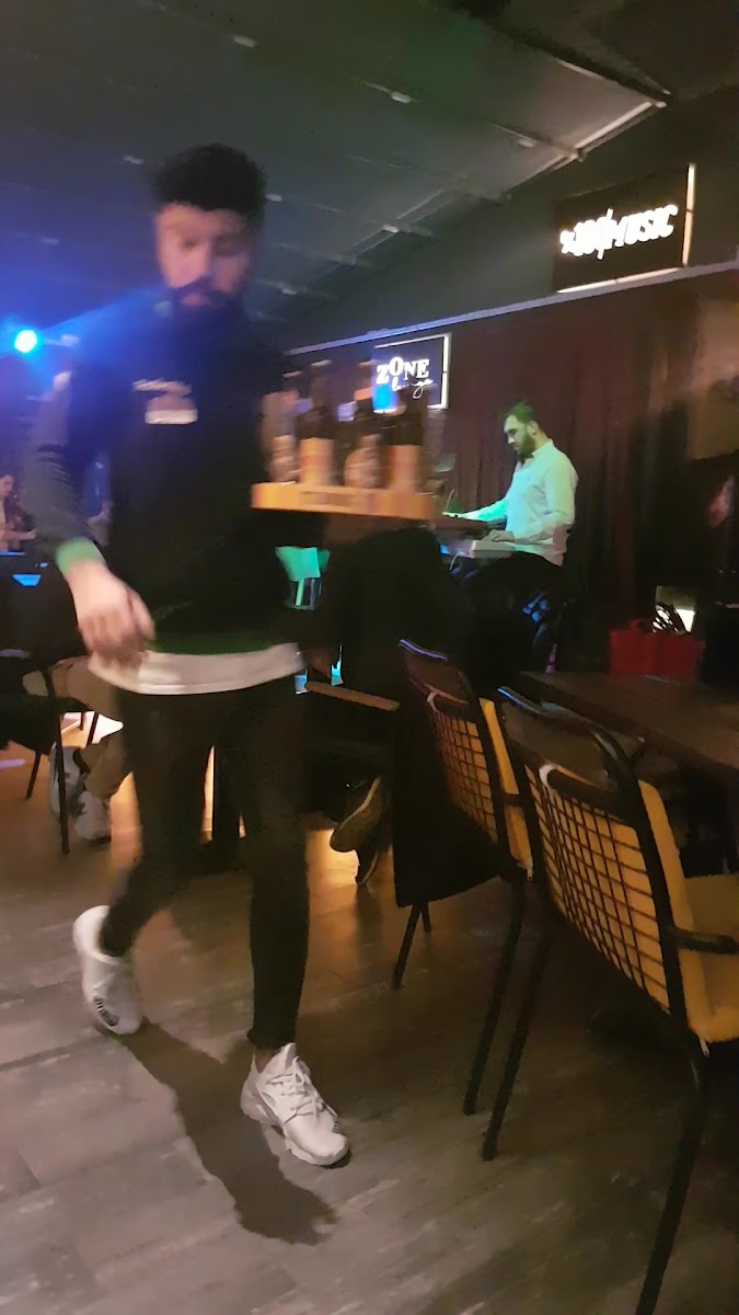 Zone Lounge — fotoğraf 3