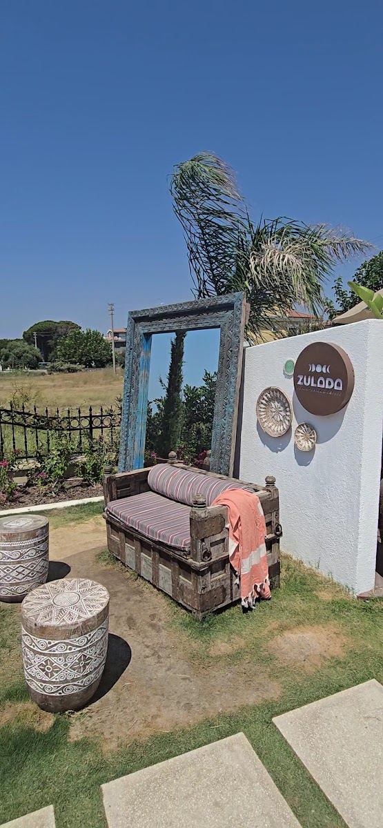 Zulada Beach Seafood — photo 3